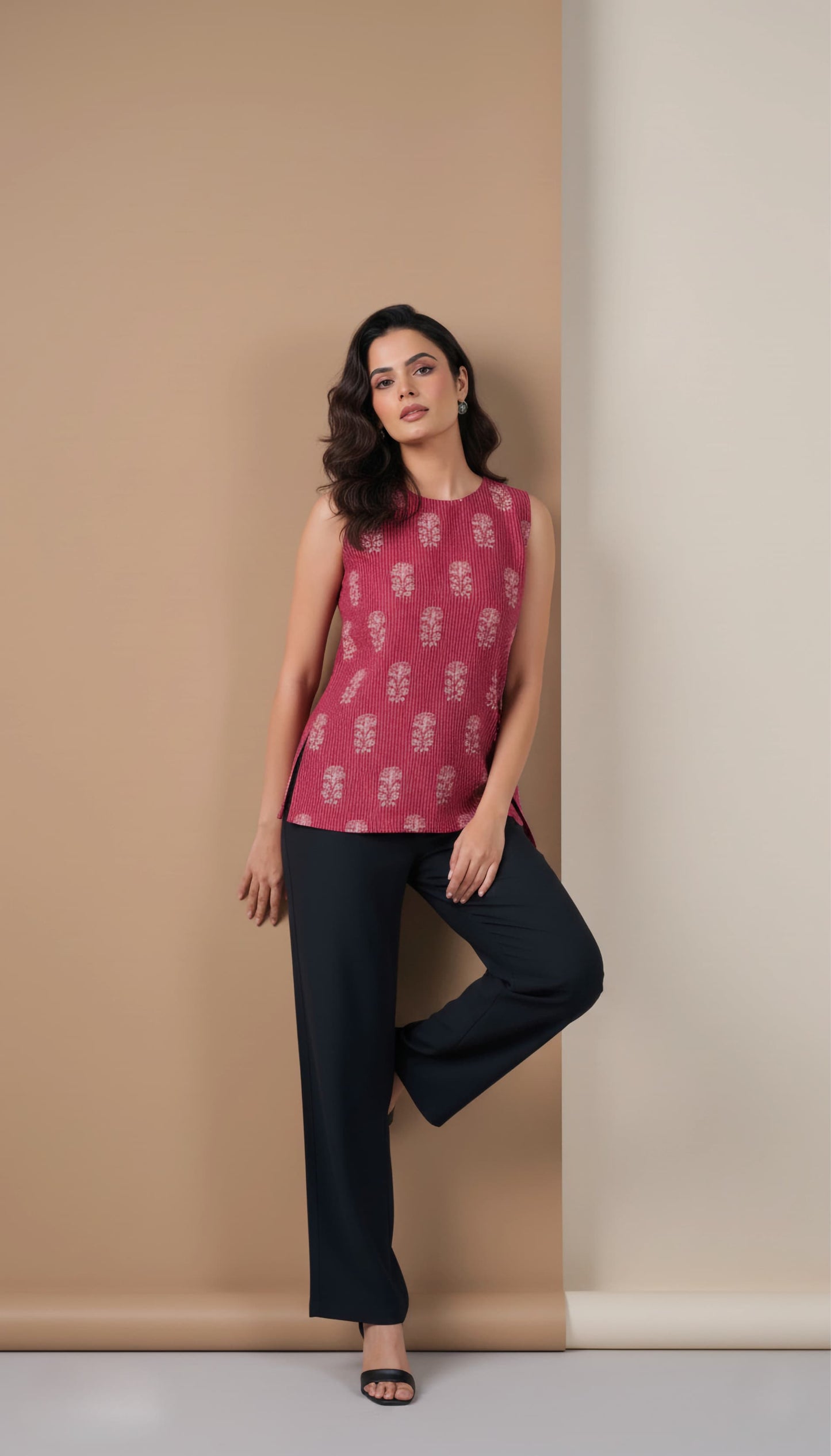 Wine pink Cotton Sleeveless Short Kurti | Folkiss
