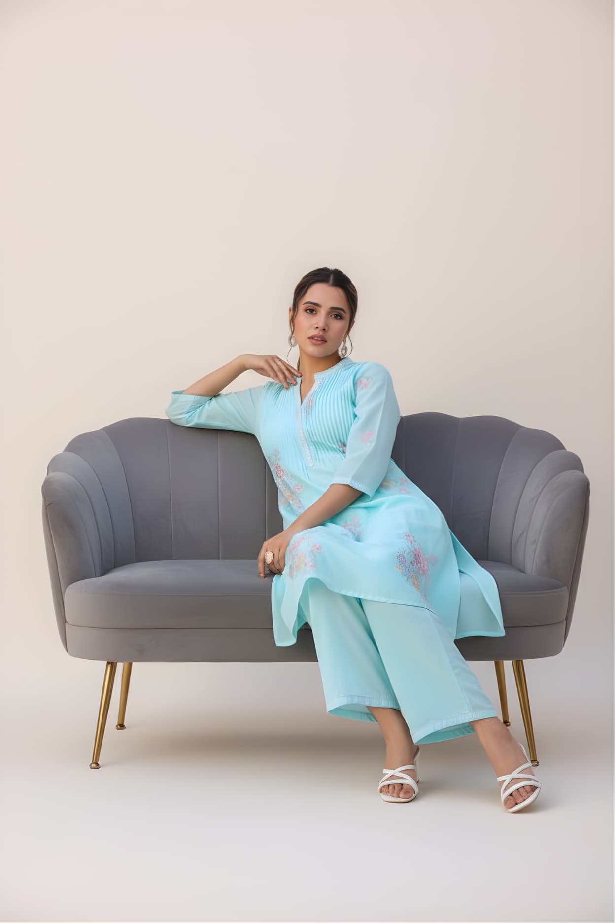 Folkiss Women’s Sky Blue Cotton Floral Printed Layered Front Kurti with Pant | Pin-Tuck Yoke Straight Kurta Set